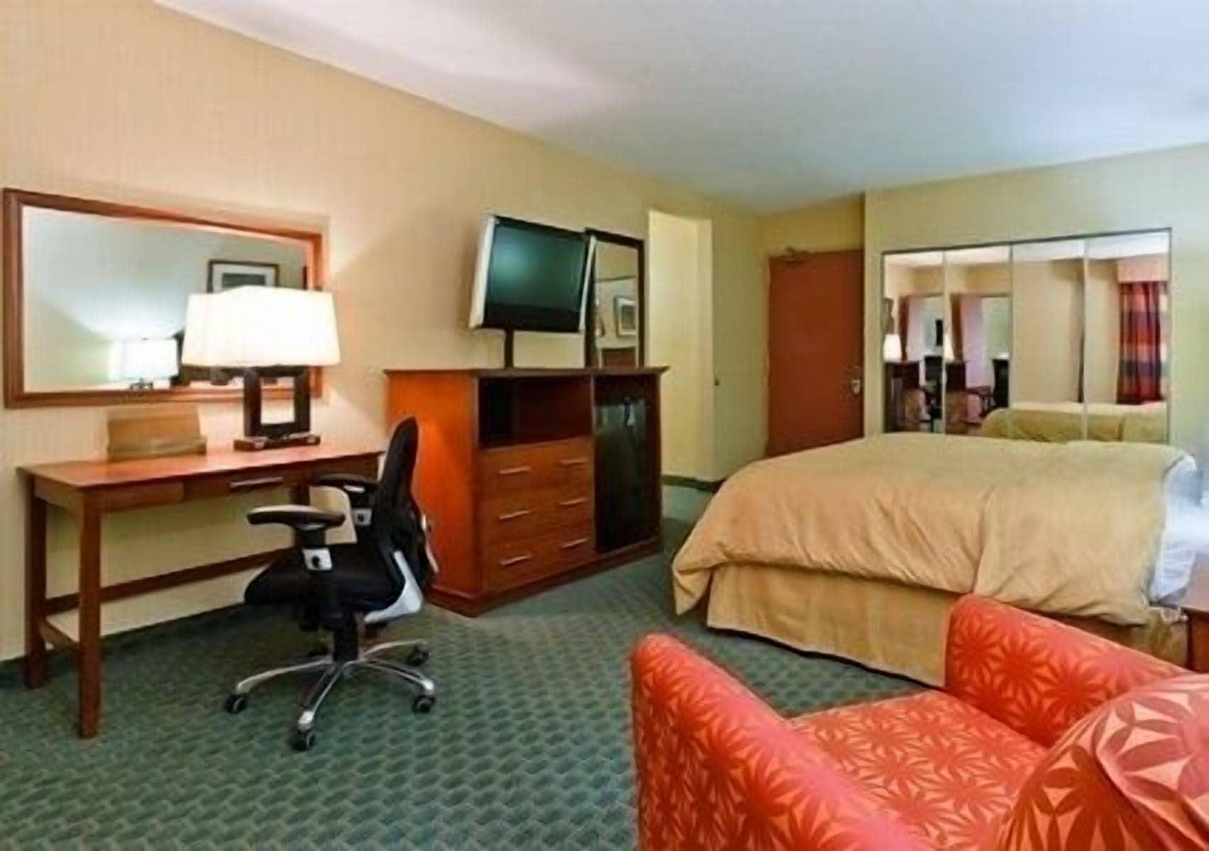 Quality Inn And Conference Center Greeley Downtown Kültér fotó